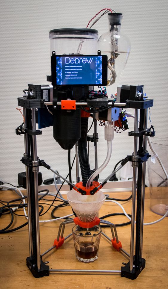 Debrew, den ombygde 3D-printeren som nå fungerer som kaffemaskin.