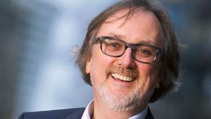 TomGuldberg01_a.300x169.jpg