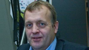 ArneQChristensen72.300x169.jpg