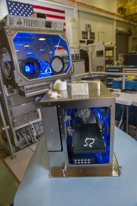 Dette er 3D-skriveren som er installert på romstasjonen ISS.
