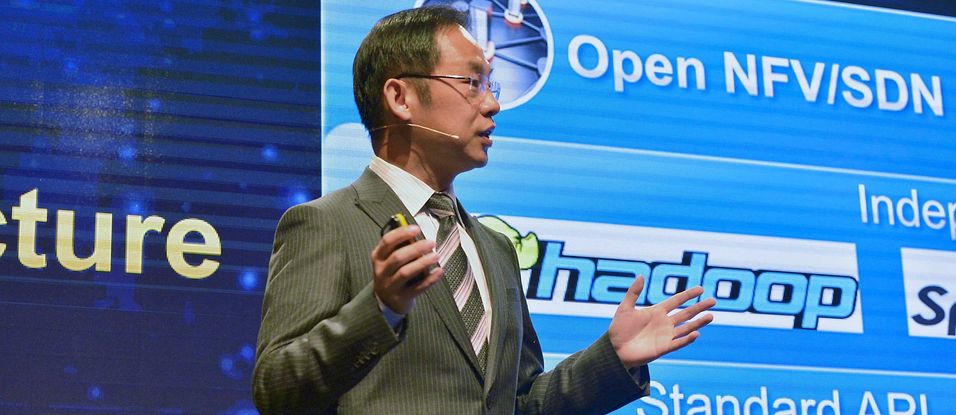 Huaweis styreleder og sjef for produkter, Ryan Ding, sa under pressekonferansen i London at mobilkundenes omfavnelse av nye tjenester gir behov for like hurtig utvikling av raskere mobilnett.