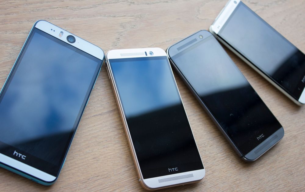Fra venstre: HTC Desire Eye, One M9, One M8 og One M7.