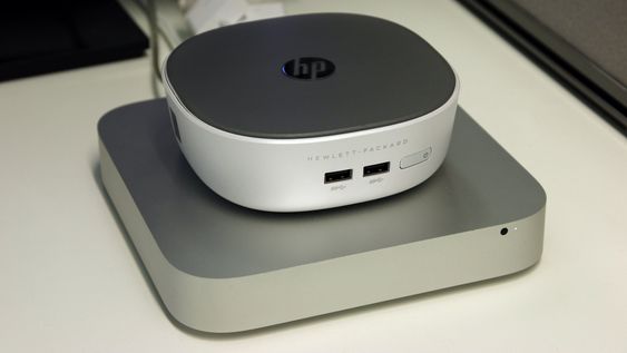 For en del vil nok valget stå mellom HP Pavilion Mini Desktop og Apple Mac mini.