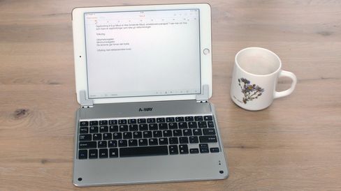 Dette A-Way-tastaturet kan åpnes fra 0 til 120 grader.