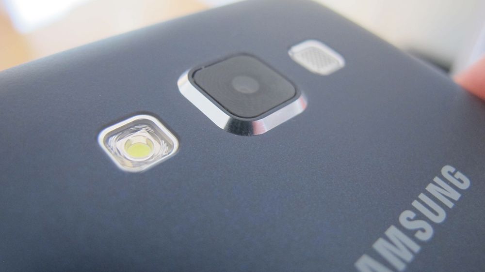 Galaxy A3 har fått et greit kamera.