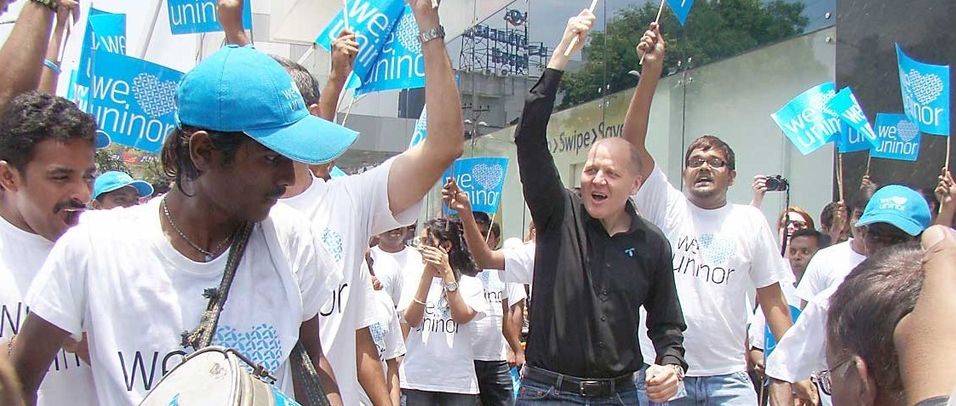 Leder for Telenor i Asia, Sigve Brekke, kan konstatere at selskapet tar markedsandeler i India. Totalt viser offentlig statistikk at Telenor har passert 44 millioner solgte mobilabonnementer i India.