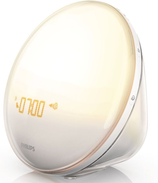 Dette vekkelyset fra Philips har sørget for å vekke meg på en skånsom måte de siste par årene. Lampen koster rundt 1000 kroner.