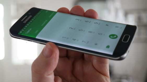 S6 Edge fungerer den utmerket også som mobiltelefon.