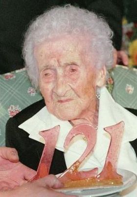 Jeanne Calment på sin 121. bursdagsfeiring.