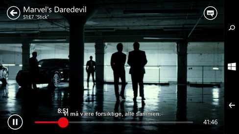 Netflix fungerer helt utmerket på Lumia 640, og HD-skjermen egner seg utmerket til filmtitting. Ønsker du å titte på i fullskjerm sveiper du opp fra bunnen for å skjule snarveisfeltene.