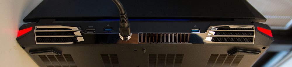 2 stk. Nvidia GeForce GTX 980M krever sine kjølegriller.