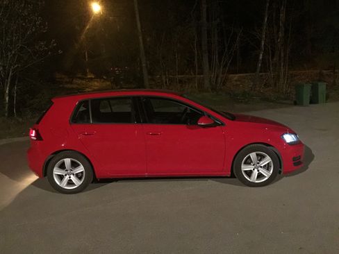 Vi stilte lukkertiden til et halvt sekund i appen Manual Camera. Da leverer iPhone 6 Plus bedre bilder, men de kan fortsatt ikke hamle opp med de beste.
