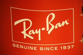 Luxoticca er selskapet bak blant annet det kjente brillemerket Ray-Ban.