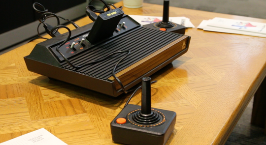 Atari 2600 var ingen kraftplugg.