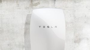 Daimler-batteriet blir en direkte konkurrent til Teslas Powerwall-batteri, her avbildet.