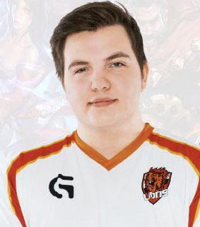 Adrian «Dipzey» Kjellesvik.