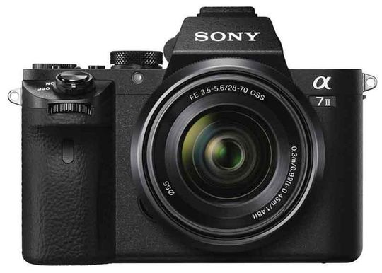 Sony A7 Mark II er kraftig bygget.
