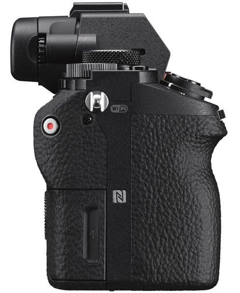 Sony A7 Mark II har et godt grep.