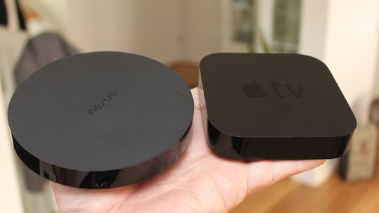 Nexus-player-og-Apple-TV.