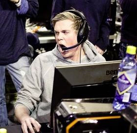 Kristoffer «Mystic» Michelsen er klar for LGB eSports.