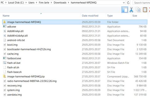 Hvis Flash-all-filen ikke fungerer som den skal, kan du installere alle avbildningene enkeltvis. I så fall bør du pakke ut den siste .zip-filen og legge innholdet sammen med resten.