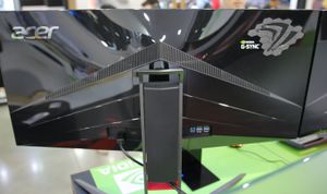 Predator X34 har en bakside også.
