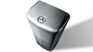Flere husbatterier er på vei ut på markedet. Dette er Daimlers nye husbatteri.