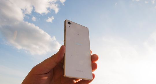 Xperia Z2 ble omtalt som en «himmelsk mobiltelefon» da den ble testet her på huset.