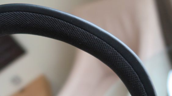 headband.