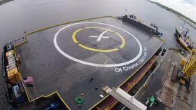 SpaceX skal nok en gang forsøke å lande Dragon 9-raketten på lekteren – eh, «droneskipet» sitt.