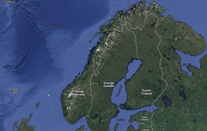 I skrivende stund lyner det litt langs Helgelandskysten.