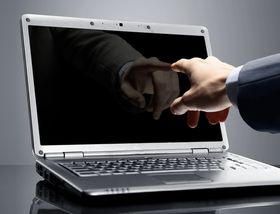 PC-er med berøringsskjermer kan snart bli tynnere og lettere, takket være ny LG-teknologi.