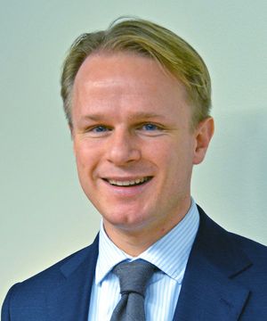 Myndighetskontakt David Hansen i Telenor mener politikerne må komme på banen og legge føringer for det videre arbeidet med nettnøytraliteten.