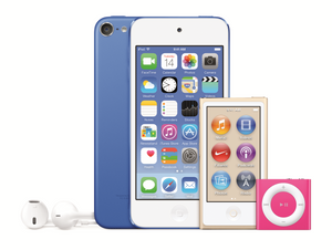 Hele iPod-familien, som nå fås i nye farger.