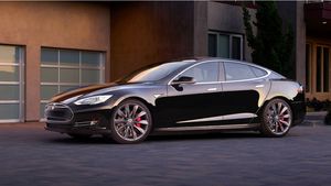 teslasvarts.300x169.jpg