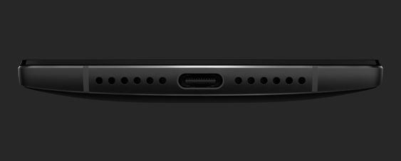 Telefonen har en USB Type-C-kontakt.
