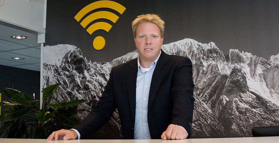 Ice-sjef Eivind Helgaker starter 19. august utskiftningen av utstyret i rundt 560 basestasjoner. Alle kunder får nytt modem, men kan være nødt til å bruke både gammelt og nytt modem om de reiser mye rundt de åtte-ti ukene utskiftingen fra CDMA til LTE foregår. .