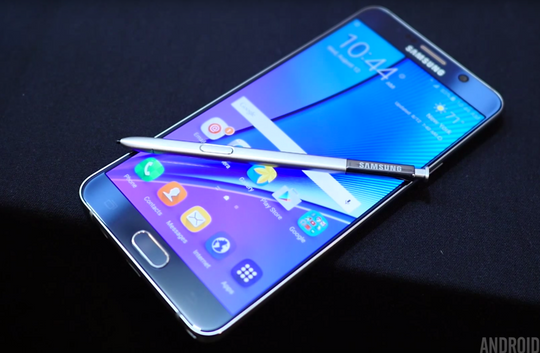 Med en skjermpenn vil Surface Phone bli en direkte konkurrent til Samsungs Galaxy Note 5.