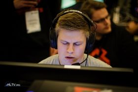Anders «aNdz» Kjær og Temp.no er årets seriemester i Telenorligaen.