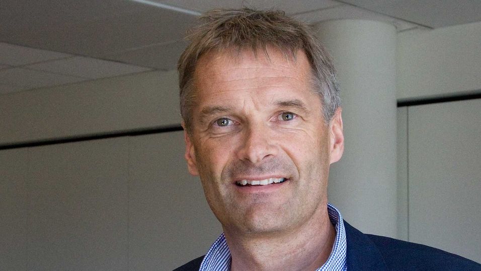 Vil endre Nkom og departementet