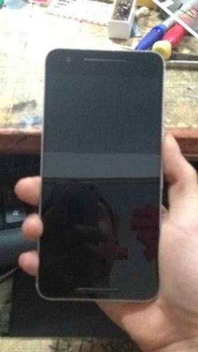 Huaweis Nexus-modell sett forfra. Ingen overraskelser her.