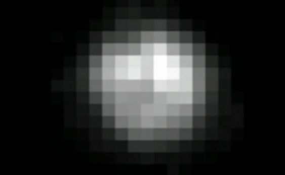 Dette var det beste bildet tatt av Pluto før New Horizons-ekspedisjonen.
