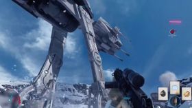 AT-AT Walker angriper opprørerne på planeten Hoth.