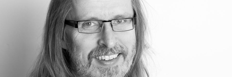 Journalist Håvard Fossen i Inside Telecom drømmer om at mobiloperatørene både får hele spektrum fra 490 til 862 MHz og samarbeider om å gi ham mobildatatjenester i gigabit-klassen der han ferdes.
