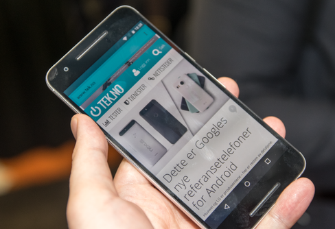 Telefonen er lynrask i bruk og har helt rene Android-menyer.
