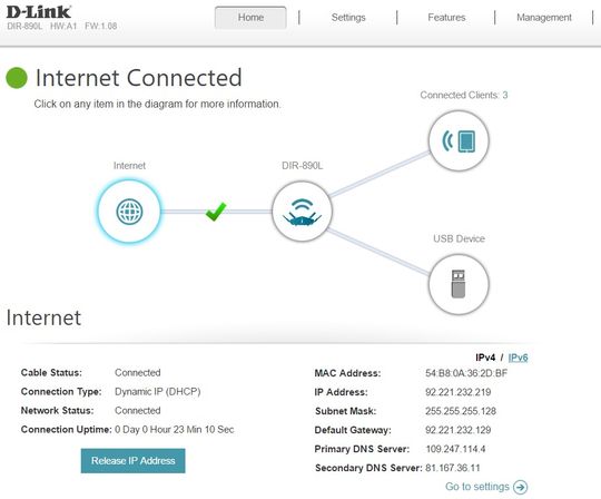 Webgrensesnittet er oversiktelig og intuitivt.