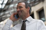 - Vil vurdere mobilforbud