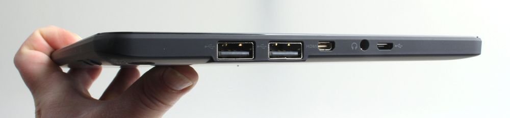 Vanlige USB-kontakter på brettdelen er det sjelden vi ser.