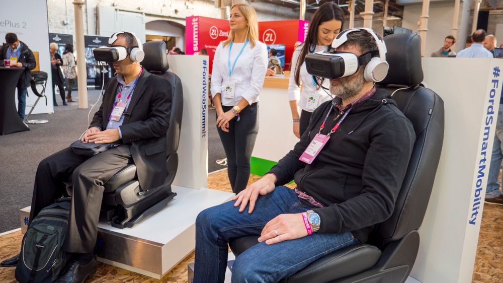 Også Samsung har en egen VR-brille, riktignok med teknologi fra Oculus.