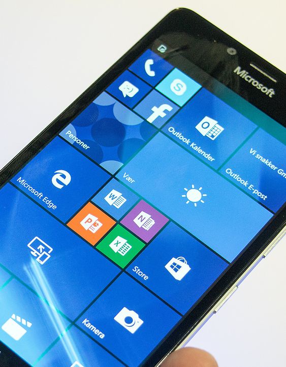 How to watch Windows 10 out p & # xE5; Lumia 950.